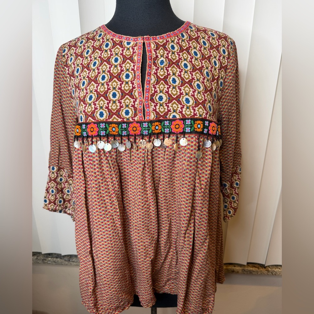 Umgee printed boho baby doll tunic embroidered sequin trim size Small